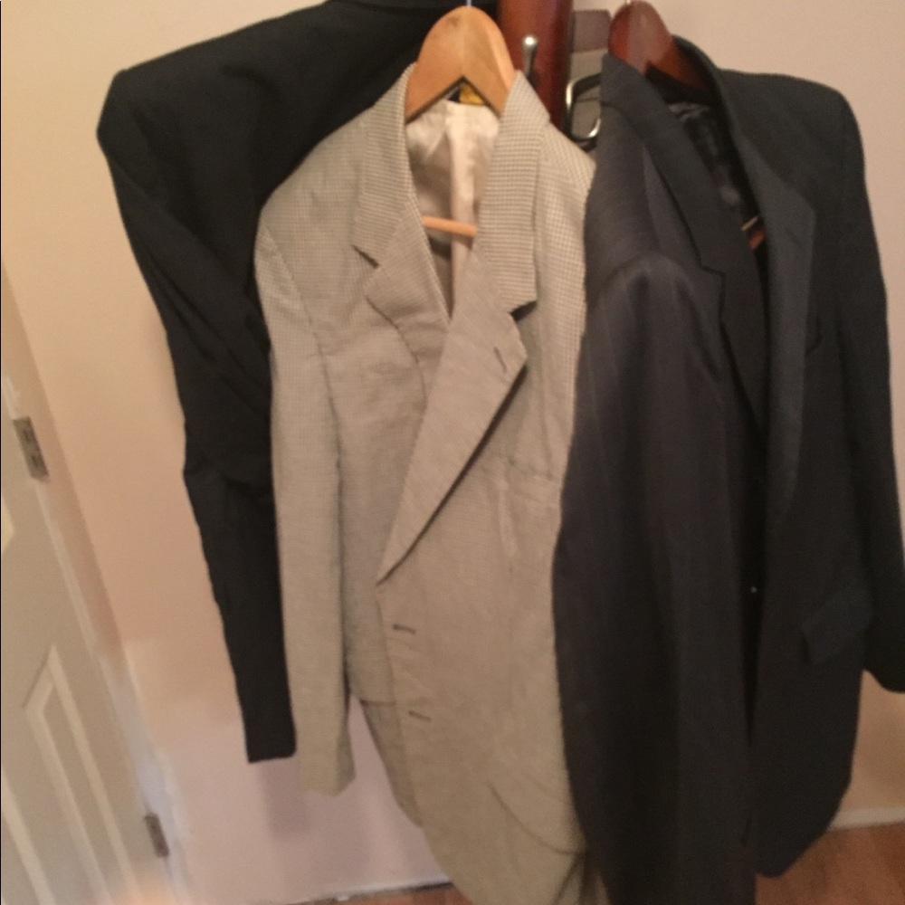 4 Suit blazer Brooks brother.Hickey Freeman.